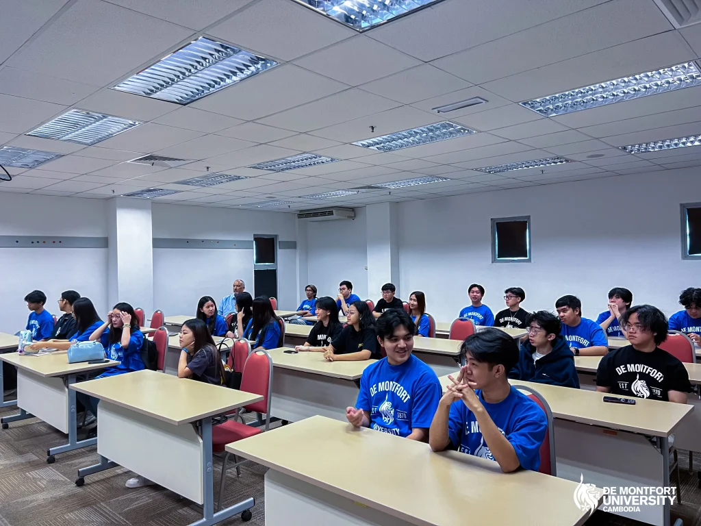 DMUC Computing Students Site Visit to Campu Bank: Learning Digital Banking in Practice