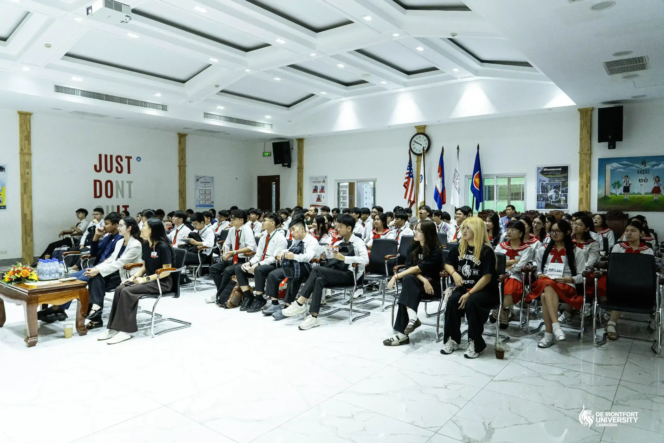 DMUC Takes British University Experience to American Intercon School