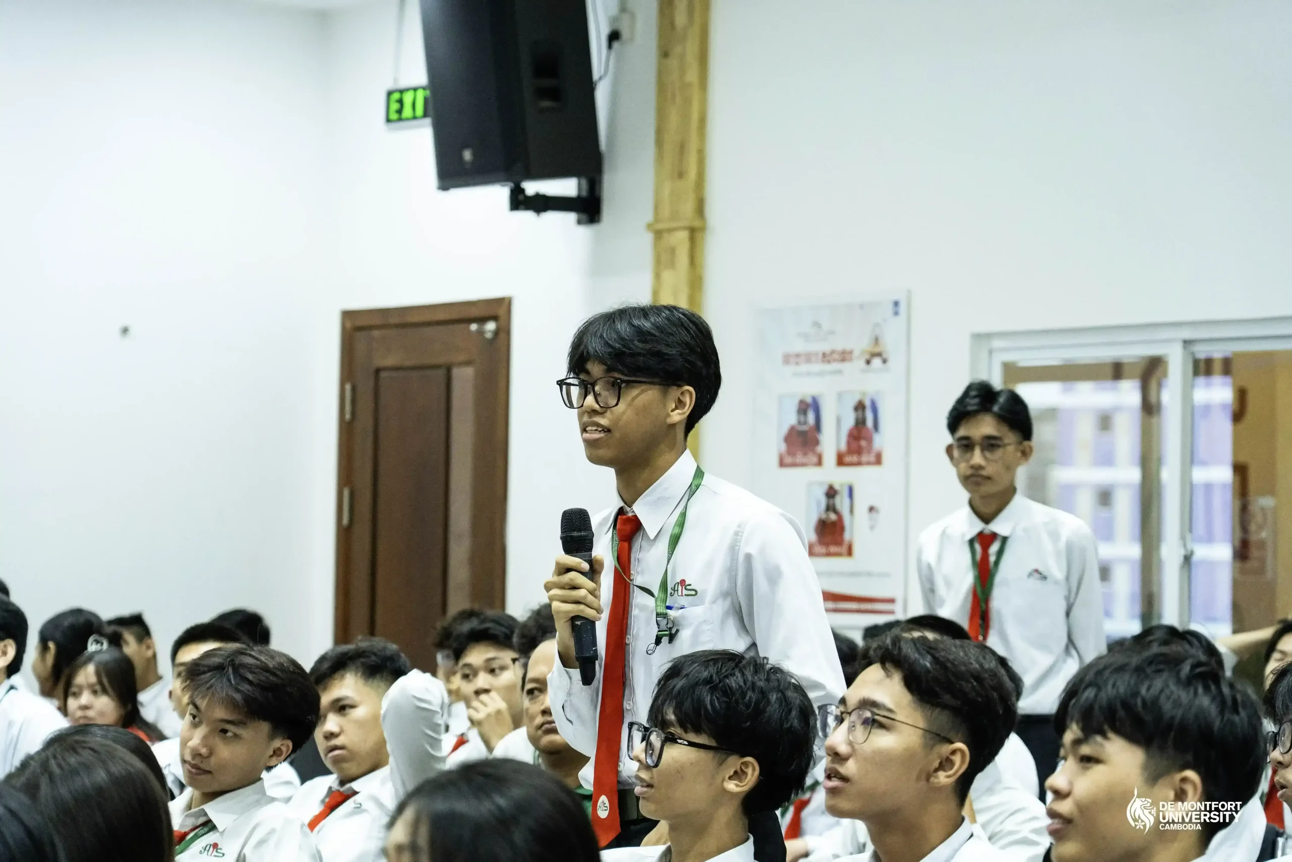 DMUC Takes British University Experience to American Intercon School